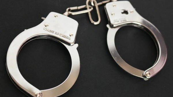 Житель Советского района обвиняется в совершении развратных действий в отношении несовершеннолетней