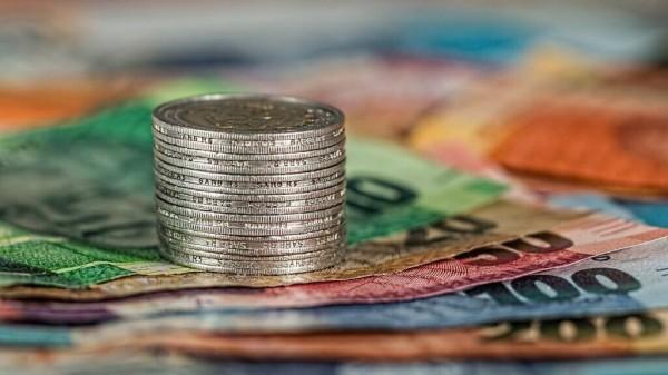 Банк России отменил ряд ограничений на покупку гражданами валюты