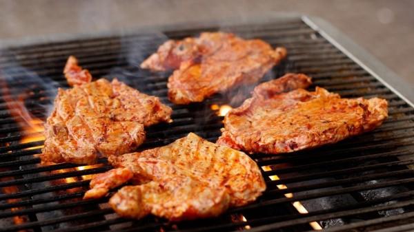 Злоупотребление мясом может привести к проблемам со здоровьем Злоупотребление мясом может привести к проблемам со здоровьем