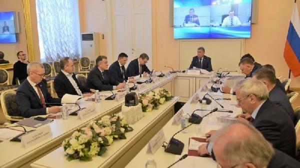 Развитие семеноводства и не только: Александр Романенко провел заседание комиссии Совета законодателей РФ