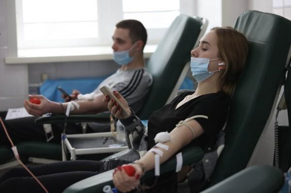 35 тонн крови ежегодно требуется в Алтайском крае для спасения жизней людей 35 тонн крови ежегодно требуется в Алтайском крае для спасения жизней людей