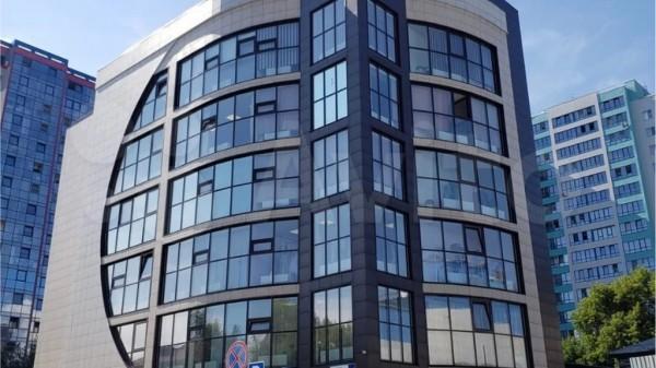 В Барнауле продают офисный центр за 180 миллионов рублей