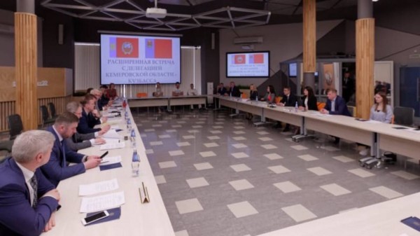 Алтайский край и Кемеровская область обновят дорожную карту развития сотрудничества Алтайский край и Кемеровская область обновят дорожную карту развития сотрудничества