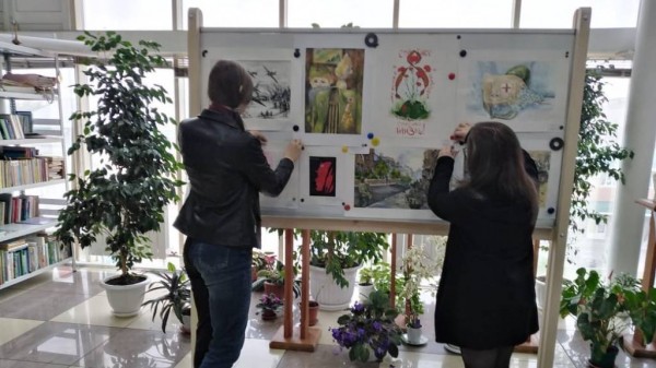 В Бийске открылась выставка детских рисунков «Помним. Гордимся» В Бийске открылась выставка детских рисунков «Помним. Гордимся»