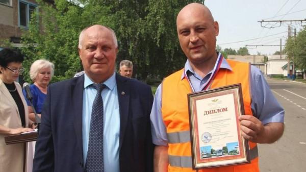 В Барнауле прошел конкурс на звание лучшего водителя троллейбуса В Барнауле прошел конкурс на звание лучшего водителя троллейбуса
