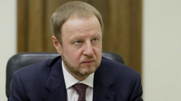 Виктору Томенко представили нового руководителя УФНС по Алтайскому краю Виктору Томенко представили нового руководителя УФНС по Алтайскому краю