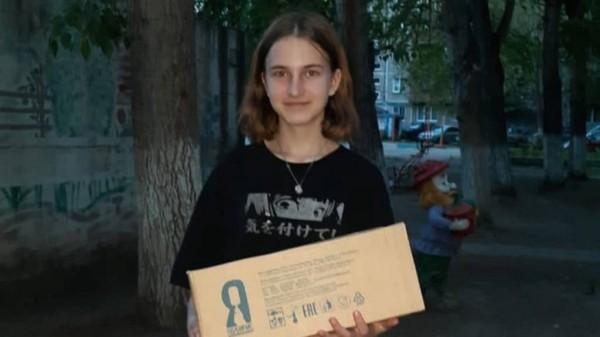 Ученики барнаульского Лицея 101 собрали посылку солдатам