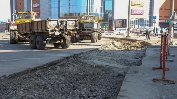 В Барнауле полным ходом идет строительство разворотного кольца на Новом рынке