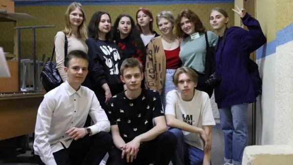 В Барнауле завершился слет юных журналистов В Барнауле завершился слет юных журналистов