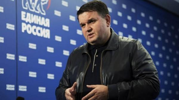 На предварительное голосование «Единой России» подали заявки более 3,7 тысяч кандидатов На предварительное голосование «Единой России» подали заявки более 3,7 тысяч кандидатов