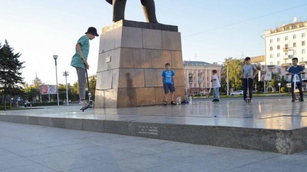 Где можно покататься на роликах и скейтах в Барнауле