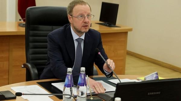 Виктор Томенко провел заседание комиссии Госсовета России по направлению «Сельское хозяйство» Виктор Томенко провел заседание комиссии Госсовета России по направлению «Сельское хозяйство»