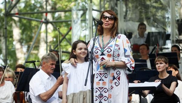 Как в Алтайском крае прошел фестиваль, посвященный 90-летию Роберта Рождественского Как в Алтайском крае прошел фестиваль, посвященный 90-летию Роберта Рождественского