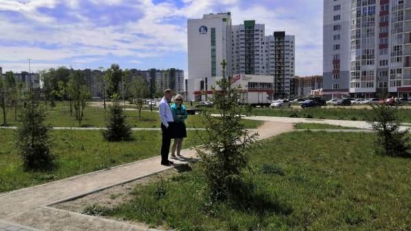 В Барнауле усилят уход за сквером на пересечении улиц Сергея Ускова и Взлетной В Барнауле усилят уход за сквером на пересечении улиц Сергея Ускова и Взлетной