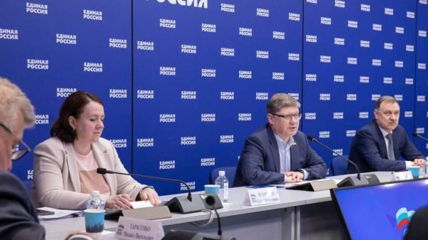 &laquo;Единая Россия&raquo; и Минтруд подготовят поправки в закон о занятости и Трудовой кодекс