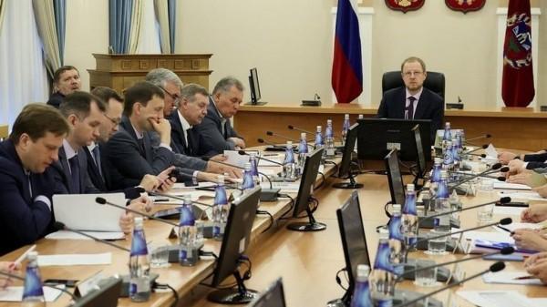 В правительстве Алтайского края прошло оперсовещание по ситуации с пожарами В правительстве Алтайского края прошло оперсовещание по ситуации с пожарами