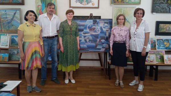 В Барнауле прошла благотворительная акция «Картины – в дар» В Барнауле прошла благотворительная акция «Картины – в дар»