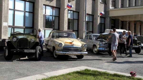Пробег в честь столетия Чуйского тракта официально стартовал