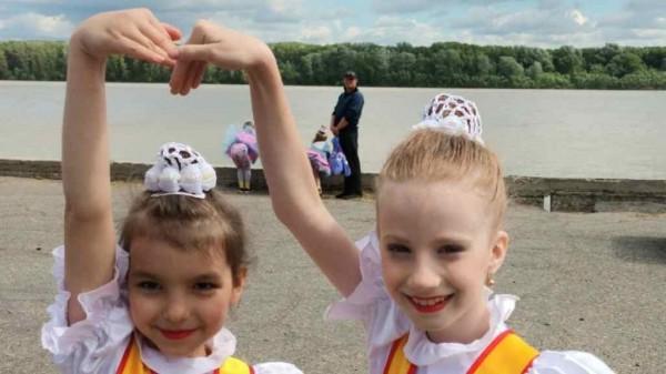 В Камне детский праздник проходил на нескольких площадках В Камне детский праздник проходил на нескольких площадках