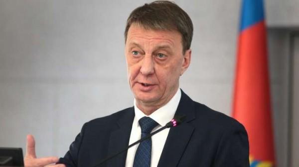 Вячеслав Франк поздравил жителей Барнаула с днём социального работника