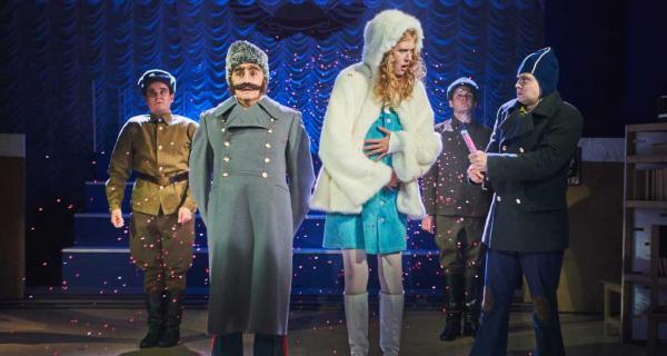 В Барнауле прошел первый в истории фестиваль-тур «Новосибирский транзит» В Барнауле прошел первый в истории фестиваль-тур «Новосибирский транзит»