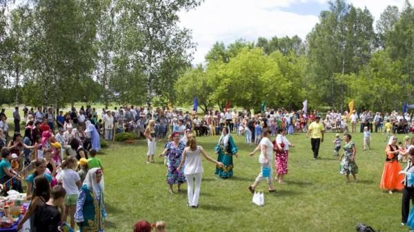 Барнаульцев приглашают отпраздновать Сабантуй