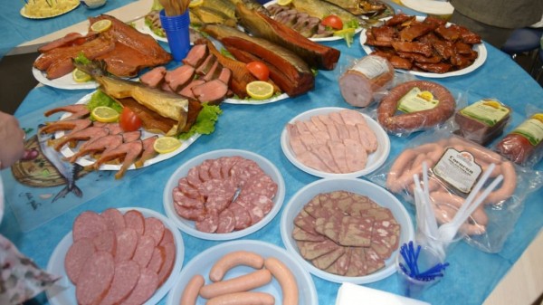 Алтайской продукцией заинтересовалась федеральная торговая сеть Алтайской продукцией заинтересовалась федеральная торговая сеть