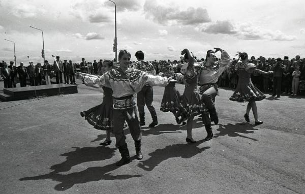 В Барнауле Новому мосту через реку Обь исполнилось 25 лет В Барнауле Новому мосту через реку Обь исполнилось 25 лет