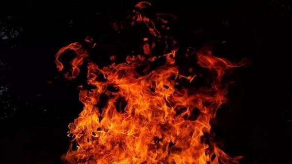 Мужчина из алтайского района поджег дом
