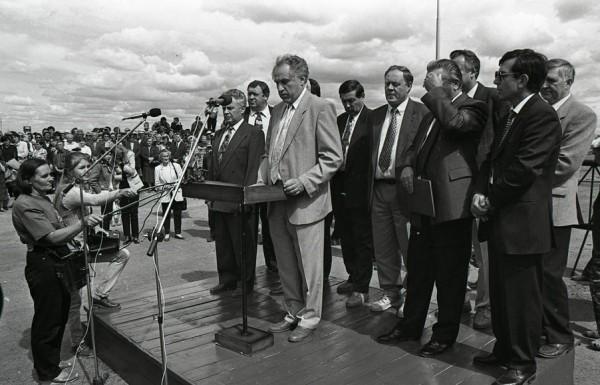 В Барнауле Новому мосту через реку Обь исполнилось 25 лет В Барнауле Новому мосту через реку Обь исполнилось 25 лет