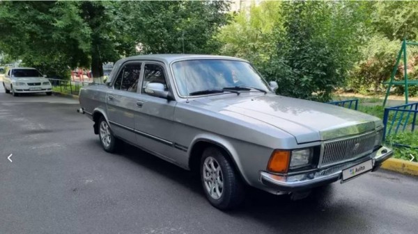 В Бийске продают редкий автомобиль