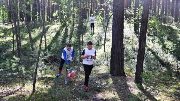 Сотрудники ФСБ из Сибири в лесу не потеряются
