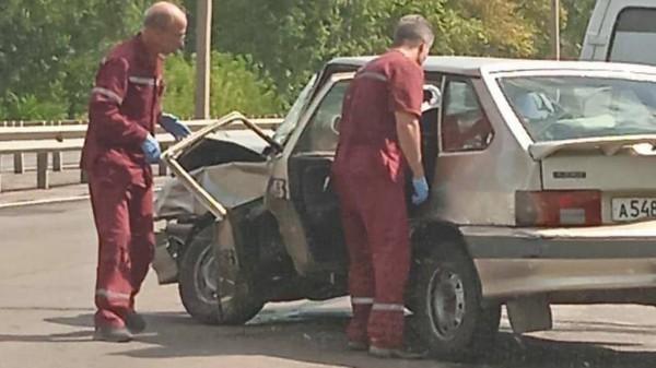 В Барнауле произошло ДТП на повороте рядом с аэропортом