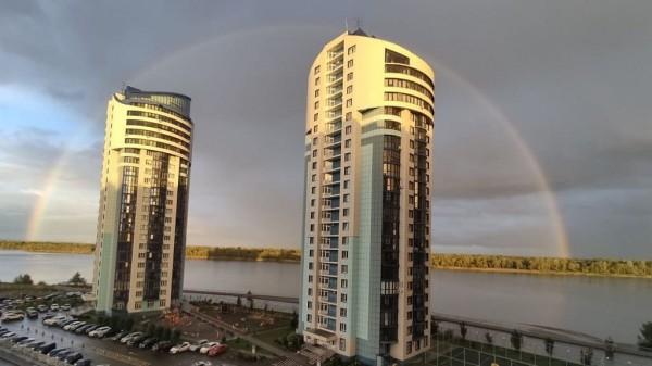 Барнаульцы поделились соцсетях фотографиями двойной радуги