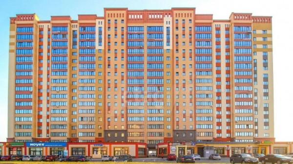 В Барнауле выставили на продажу «еврочетырешку» в новом доме с видом на фонтан за 11 млн рублей В Барнауле выставили на продажу «еврочетырешку» в новом доме с видом на фонтан за 11 млн рублей