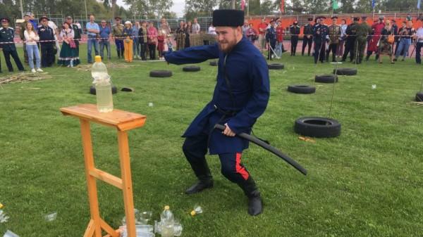 В Павловске прошли международные игры среди казаков