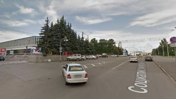 Власти Барнаула перекрыли улицу Мерзликина до 15 августа из-за ремонтных работ Власти Барнаула перекрыли улицу Мерзликина до 15 августа из-за ремонтных работ