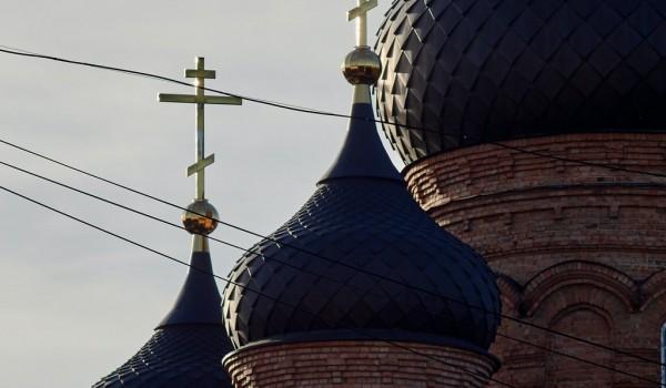 Ничего святого: молодой барнаулец обокрал один из городских храмов Ничего святого: молодой барнаулец обокрал один из городских храмов