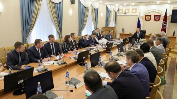 Минздрав Алтайского края предложил вернуть масочный режим для людей старше 65 лет Минздрав Алтайского края предложил вернуть масочный режим для людей старше 65 лет