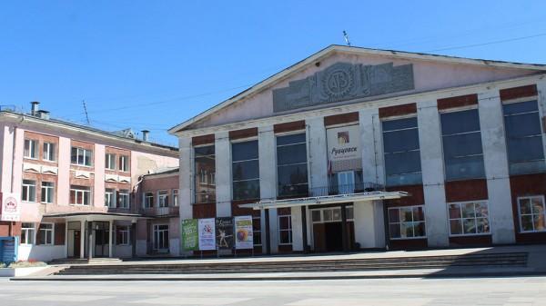 Виктор Томенко посетил Рубцовск в рамках рабочей поездки Виктор Томенко посетил Рубцовск в рамках рабочей поездки