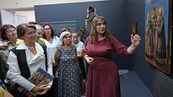 В Барнауле открылась выставка старинных икон В Барнауле открылась выставка старинных икон