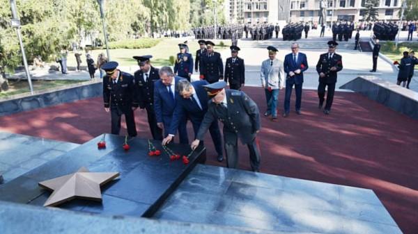 Курсанты БЮИ приняли присягу на пл. Победы в Барнауле