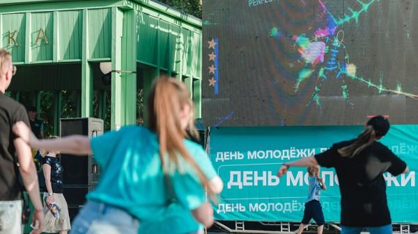 Ярмарки обмена, интерактивные уроки, субботники и рейды чистоты