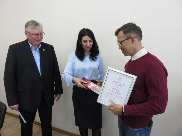 45 работников Барнаульского завода мехпрессов получили награды