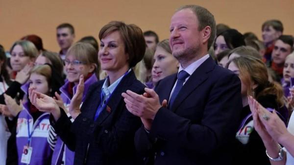 Виктор Томенко принял участие в Молодёжном образовательном форуме &laquo;Алтай. Таланты региона&raquo;