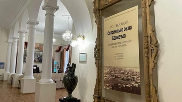 В Барнауле откроется фотовыставка, посвященная деревянным резным наличникам В Барнауле откроется фотовыставка, посвященная деревянным резным наличникам