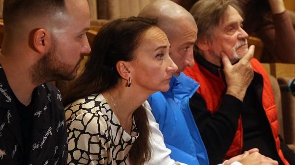 В Барнауле прошла премьера балета «Старорусский уезд» В Барнауле прошла премьера балета «Старорусский уезд»