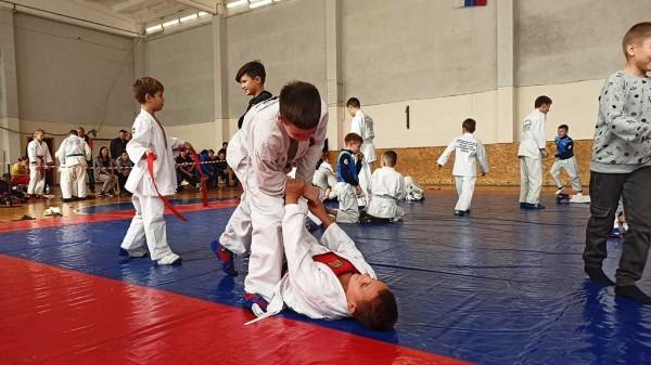 Как прошли соревнования по армейскому рукопашному бою в Бийске Как прошли соревнования по армейскому рукопашному бою в Бийске