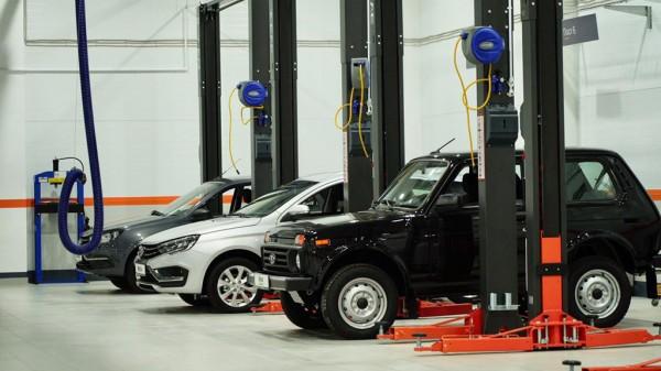 В Барнауле открылся новый автосалон ЛАДА-ЦЕНТР В Барнауле открылся новый автосалон ЛАДА-ЦЕНТР