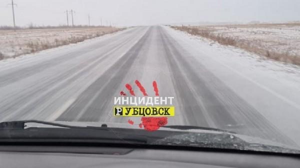 Алтайские водители рассказали о гололедице на Змеиногорском тракте Алтайские водители рассказали о гололедице на Змеиногорском тракте